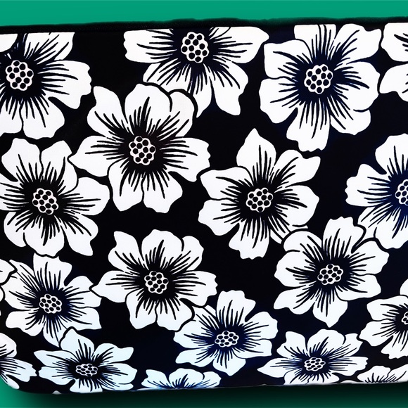 Kate Spade super cute Computer Bag - Picture 12 of 13